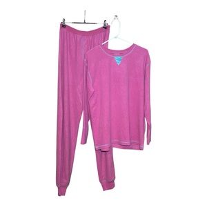 NWT Pajama Set Crewneck Sweatshirt Sweater Elastic Waist Joggers